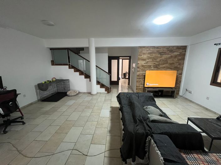 Image No.5-Villa de 5 chambres à vendre à Limassol