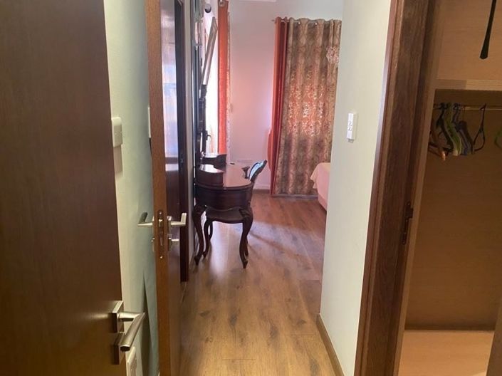 Image No.28-Villa de 4 chambres à vendre à Palodeia