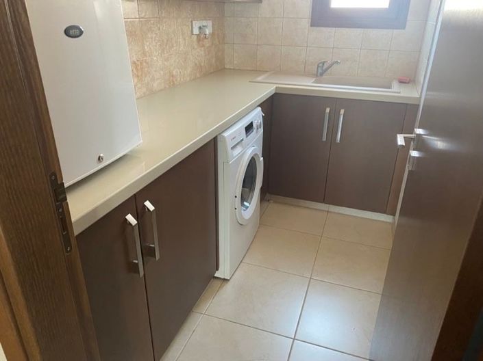 Image No.29-Villa de 4 chambres à vendre à Palodeia