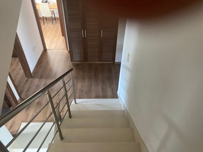 Image No.40-Villa de 4 chambres à vendre à Palodeia