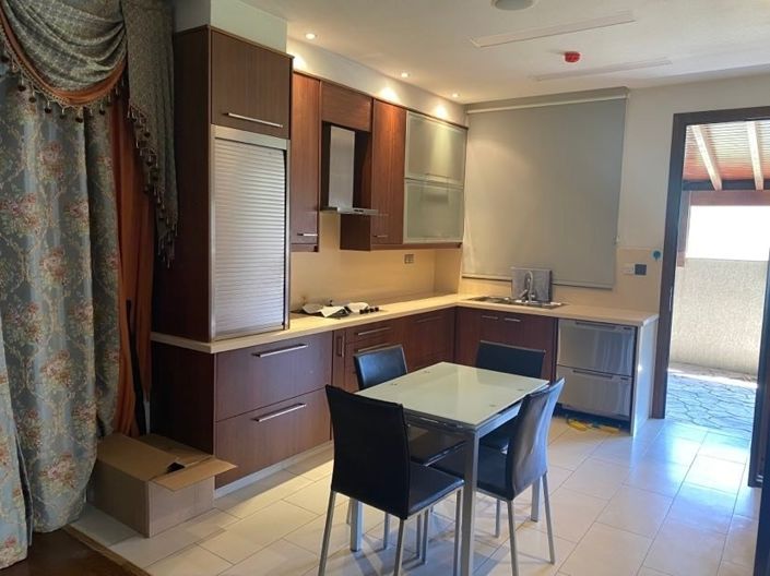 Image No.6-Villa de 4 chambres à vendre à Palodeia