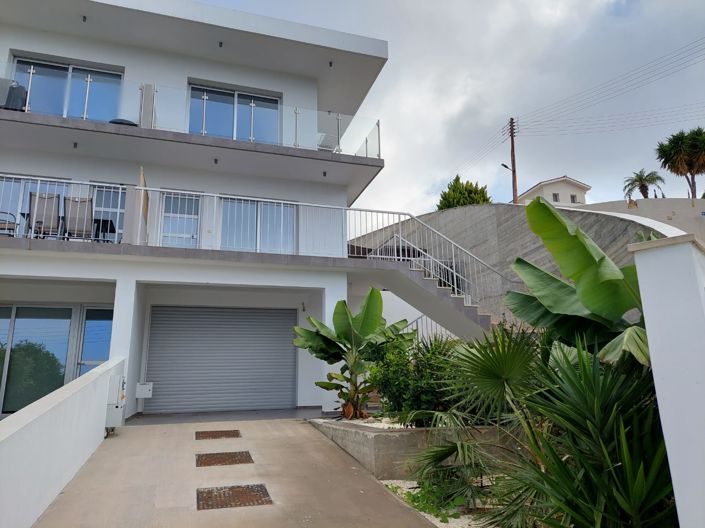 Image No.12-4 Bed Villa for sale