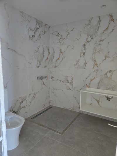 Image No.10-2 Bed Townhouse for sale