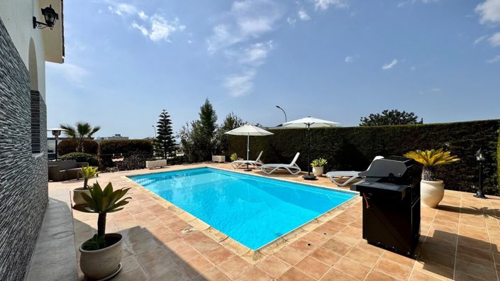 Image No.2-Villa de 3 chambres à vendre à Paphos