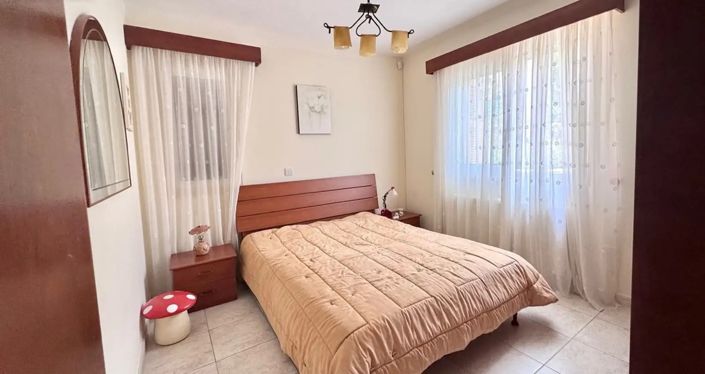 Image No.10-3 Bed Villa for sale