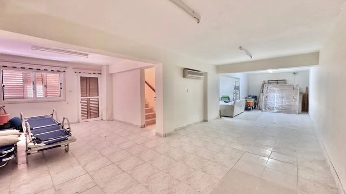 Image No.11-3 Bed Villa for sale