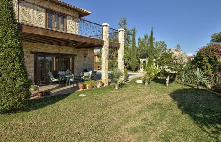 Image No.1-5 Bed Villa for sale