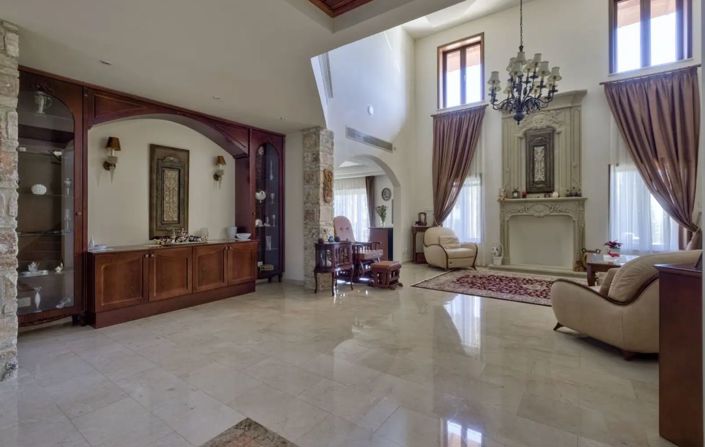 Image No.7-5 Bed Villa for sale