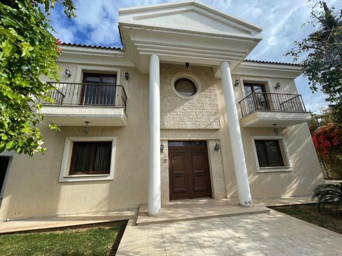 Image No.1-Villa de 4 chambres à vendre à Limassol