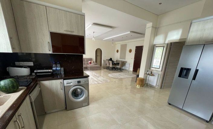 Image No.17-4 Bed Bungalow for sale