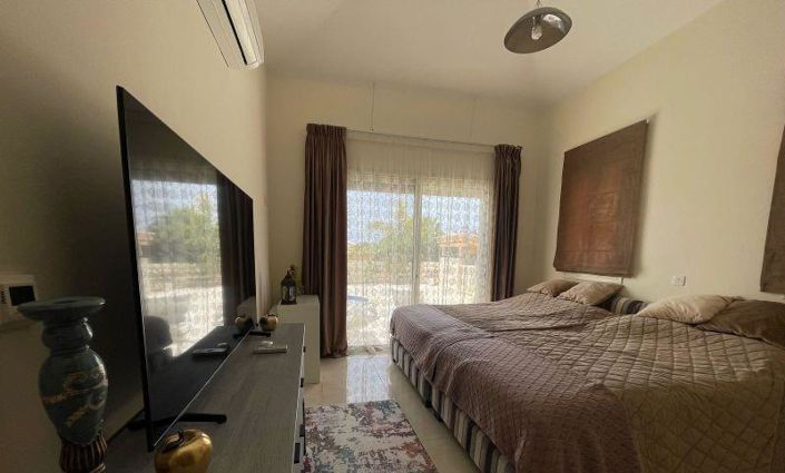 Image No.22-4 Bed Bungalow for sale