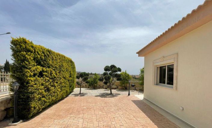 Image No.35-4 Bed Bungalow for sale