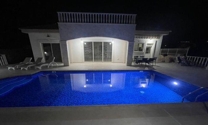 Image No.38-4 Bed Bungalow for sale