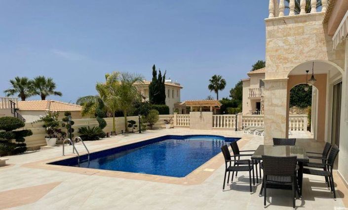 Image No.7-4 Bed Bungalow for sale