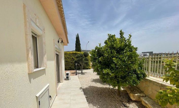 Image No.9-4 Bed Bungalow for sale