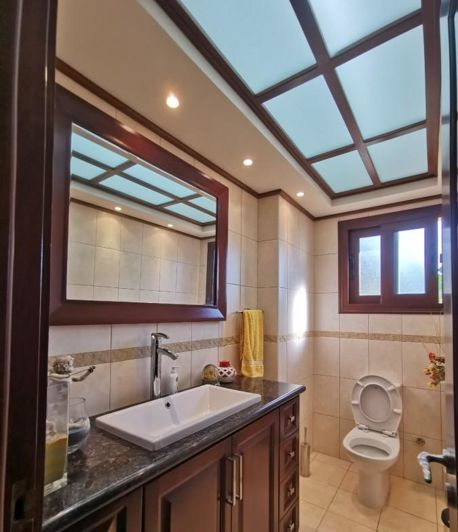 Image No.11-5 Bed Villa for sale