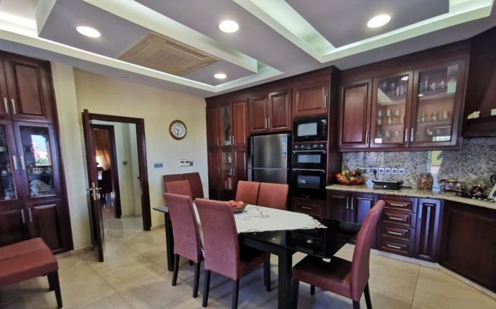 Image No.15-5 Bed Villa for sale