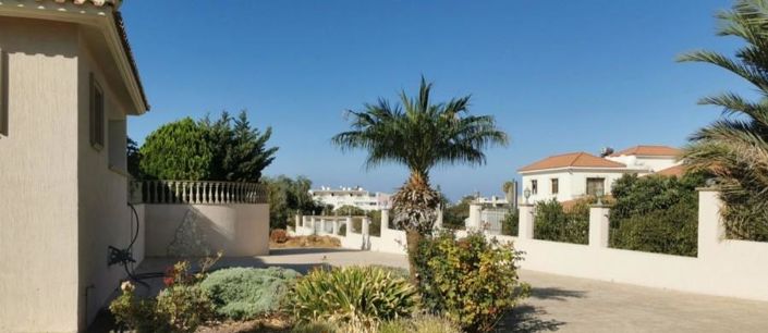 Image No.3-5 Bed Villa for sale