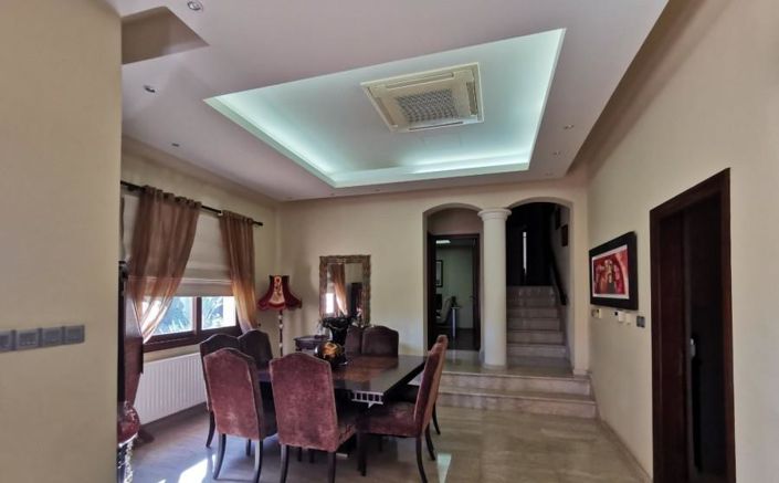 Image No.6-5 Bed Villa for sale