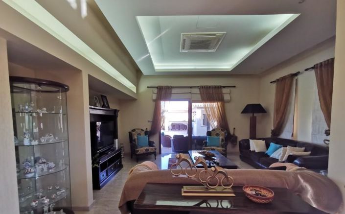 Image No.9-5 Bed Villa for sale