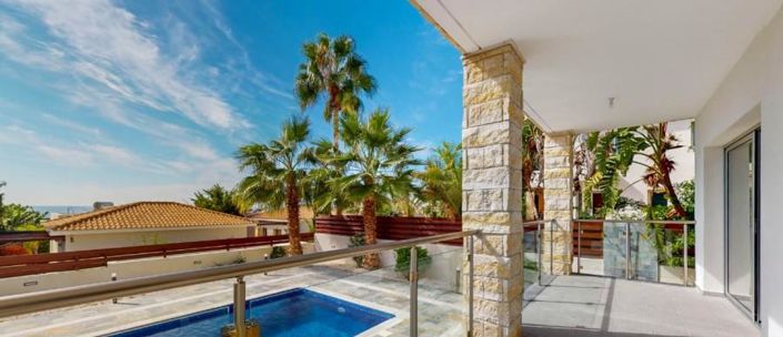 Image No.2-5 Bed Villa for sale