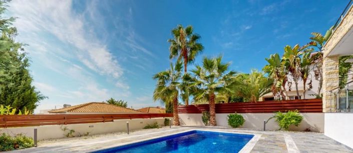 Image No.26-5 Bed Villa for sale