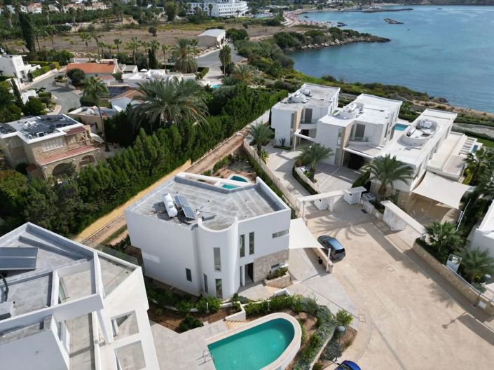 Image No.2-Villa de 4 chambres à vendre à Paphos