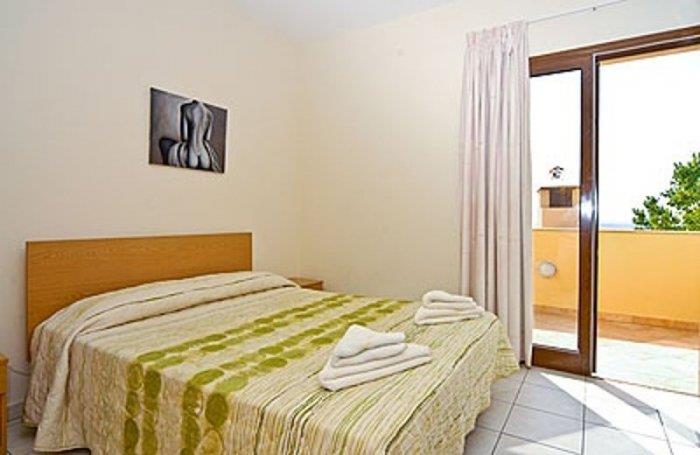 Image No.13-2 Bed Villa for sale