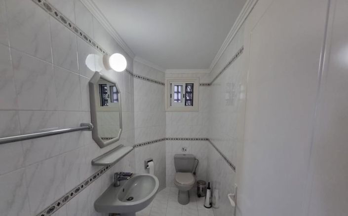 Image No.12-5 Bed Villa for sale