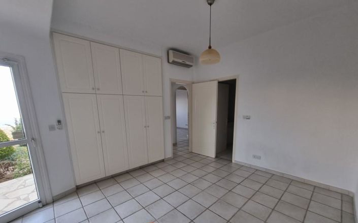 Image No.17-5 Bed Villa for sale