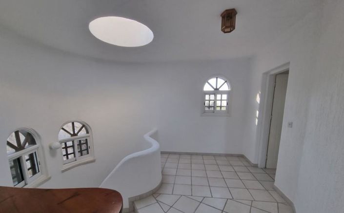 Image No.29-5 Bed Villa for sale