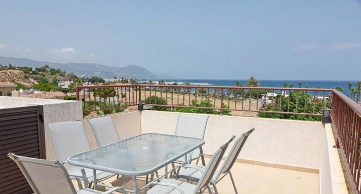 Image No.2-Villa de 4 chambres à vendre à Paphos