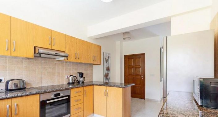 Image No.6-Villa de 4 chambres à vendre à Paphos