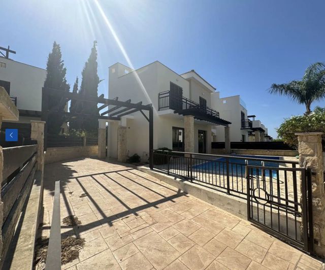 Image No.20-3 Bed Villa for sale