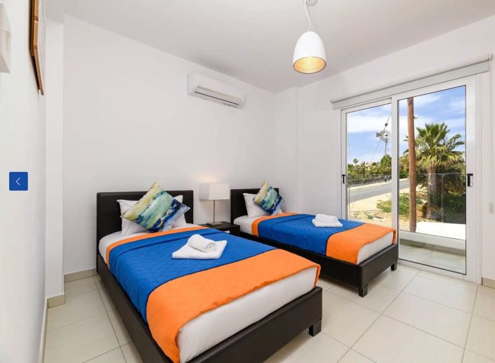 Image No.9-3 Bed Villa for sale