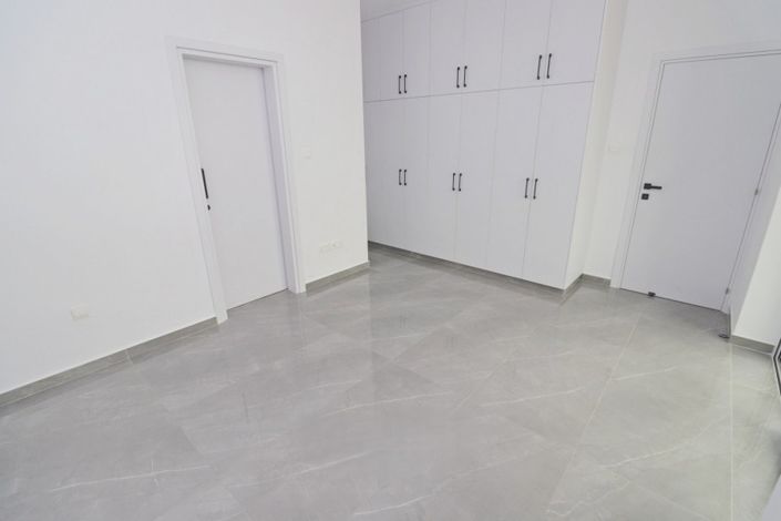 Image No.11-3 Bed Villa for sale