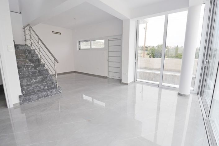 Image No.5-3 Bed Villa for sale