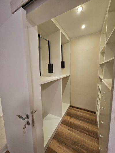 Image No.23-3 Bed Apartment for sale