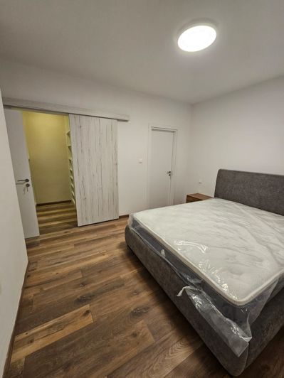 Image No.8-3 Bed Apartment for sale