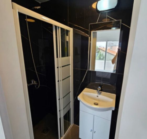 Image No.10-3 Bed Apartment for sale