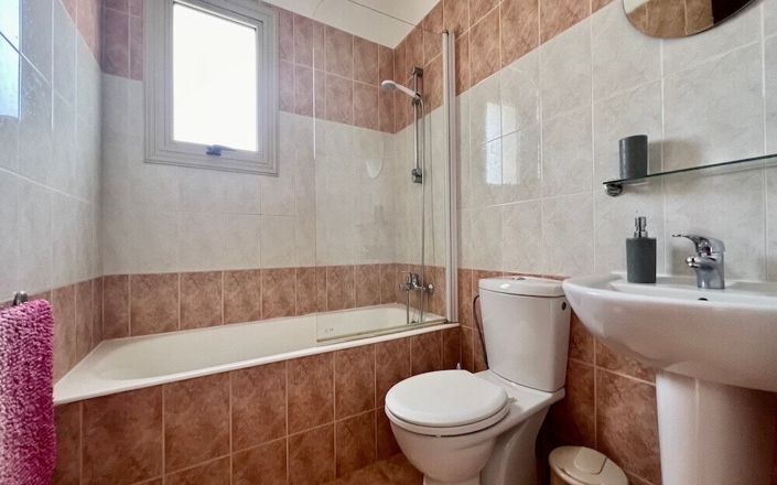 Image No.9-3 Bed Villa for sale