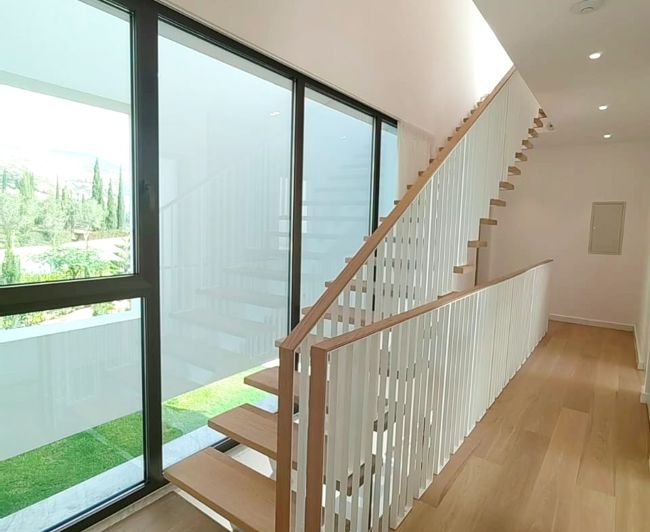 Image No.8-5 Bed Villa for sale