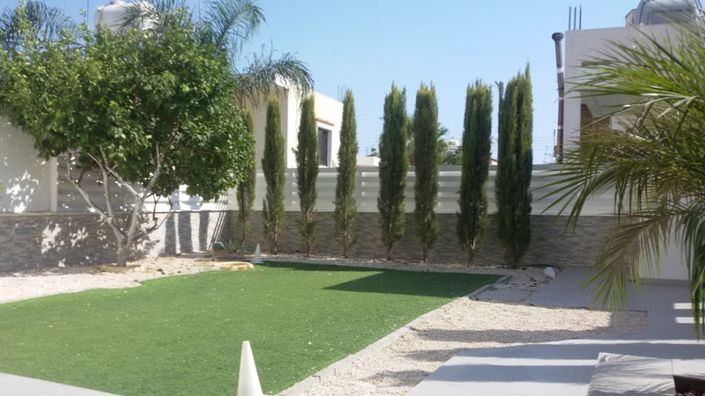 Image No.2-3 Bed Villa for sale