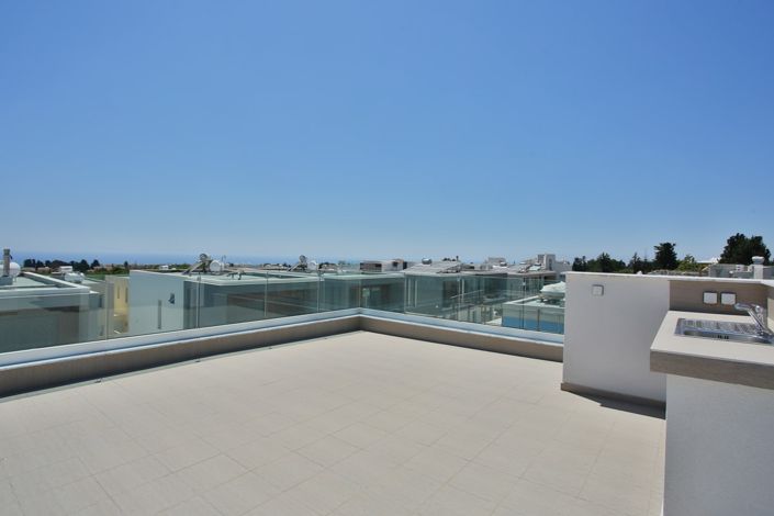 Image No.2-3 Bed Villa for sale
