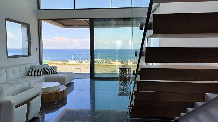 Image No.2-Propriété de 3 chambres à vendre à Larnaca