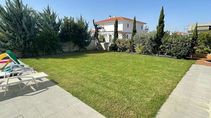 Image No.10-Villa de 6 chambres à vendre à Larnaca