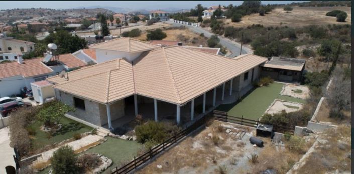 Image No.2-4 Bed Bungalow for sale