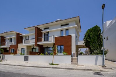 1 - Tersefanou, Townhouse