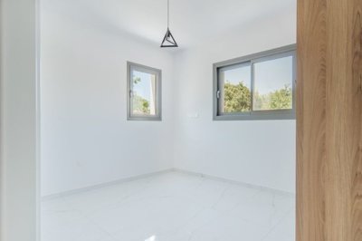 13888776672