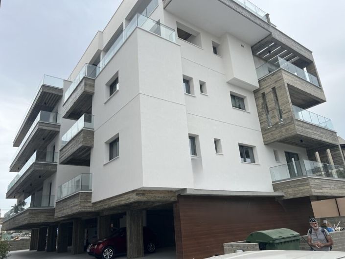 Image No.2-3 Bed Apartment for sale